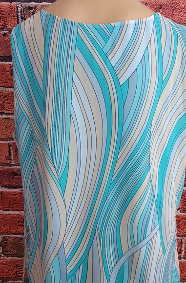 PRICE DROP!! DRAPERS AND DAMON'S 2PC - Picture 10 of 14